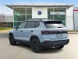 New 2025 Volkswagen Taos SE image 3