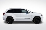 Used 2020 Jeep Grand Cherokee Altitude image 3