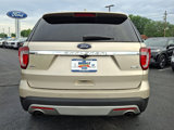 Used 2017 Ford Explorer XLT w/ Equipment Group 202A image 5