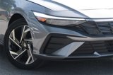 New 2025 Hyundai Elantra SEL image 2