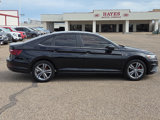 Used 2020 Volkswagen Jetta R-Line w/ R-Line Cold Weather Package image 4