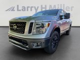 Used 2018 Nissan Titan PRO-4X w/ Pro-4x Convenience Package image 2