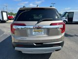 Used 2022 GMC Acadia SLE w/ Driver Convenience Package image 4