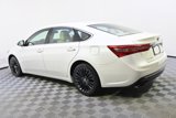 Used 2017 Toyota Avalon Touring image 3