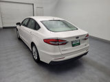 Used 2019 Ford Fusion SE image 5