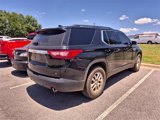 Used 2019 Chevrolet Traverse LT image 2