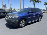Used 2019 Nissan Pathfinder SV image 3