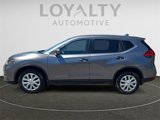 Used 2017 Nissan Rogue S image 2