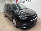 Used 2022 Chrysler Pacifica Touring-L image 2