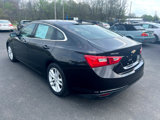Used 2017 Chevrolet Malibu LT image 4
