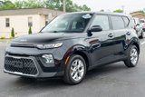 Used 2022 Kia Soul LX w/ Technology Package image 3