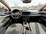 Certified 2024 Volkswagen Taos SE image 3