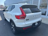 Certified 2024 Volvo XC40 B5 Core image 3