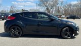 Used 2017 Hyundai Veloster Value Edition image 5