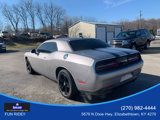 Used 2015 Dodge Challenger SXT image 4