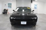 Used 2019 Dodge Challenger SXT image 3