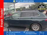 Used 2019 Volkswagen Tiguan SE w/ Panoramic Sunroof Package image 6