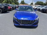 Used 2022 Hyundai Elantra SEL w/ Convenience + Premium Package image 2