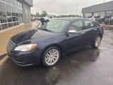 Used 2011 Chrysler 200 Limited image 2
