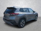 Used 2021 Nissan Rogue SV image 3