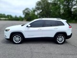 Used 2021 Jeep Cherokee Latitude image 2
