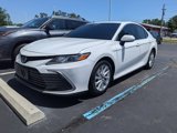 Used 2022 Toyota Camry LE image 3