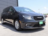 Used 2022 Chrysler Pacifica Touring-L image 6