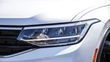 Certified 2022 Volkswagen Tiguan SE R-Line image 2