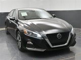 Used 2021 Nissan Altima 2.5 SV image 2