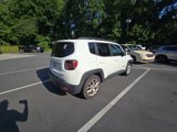 Used 2015 Jeep Renegade Latitude image 3