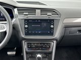 Used 2023 Volkswagen Tiguan SE image 3