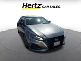 Used 2024 Nissan Altima 2.5 SV image 3