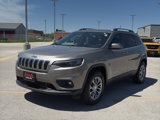 Used 2019 Jeep Cherokee Latitude Plus w/ Cold Weather Group image 2