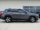 Used 2019 Jeep Cherokee Limited image 2