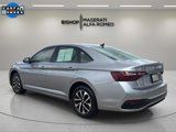 Used 2022 Volkswagen Jetta S image 5