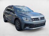 Used 2020 Volkswagen Tiguan SE R-Line image 3