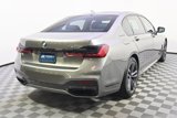 Used 2021 BMW 750i xDrive w/ Luxury Rear Seating Package image 6