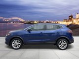 Used 2022 Nissan Rogue Sport S image 2