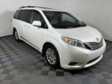 Used 2016 Toyota Sienna XLE image 3