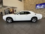 Used 2015 Dodge Challenger SXT image 6