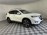 Used 2020 Nissan Rogue SL w/ Premium Package image 2