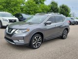 Used 2017 Nissan Rogue SL w/ SL Premium Package image 2