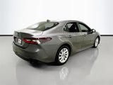 Used 2022 Toyota Camry LE image 5