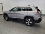 Used 2019 Jeep Cherokee Limited image 3