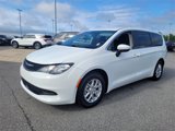 Used 2022 Chrysler Voyager LX image 3