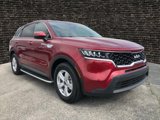 Used 2022 Kia Sorento LX image 2