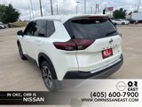 Used 2021 Nissan Rogue SV image 3