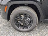 New 2025 Jeep Grand Cherokee Altitude image 6