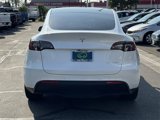 Used 2022 Tesla Model Y Long Range image 3