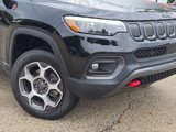Used 2022 Jeep Compass Trailhawk w/ Trailhawk Elite Group image 3